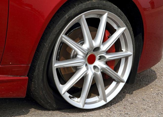 6 Warning Signs to Look for New Tires
