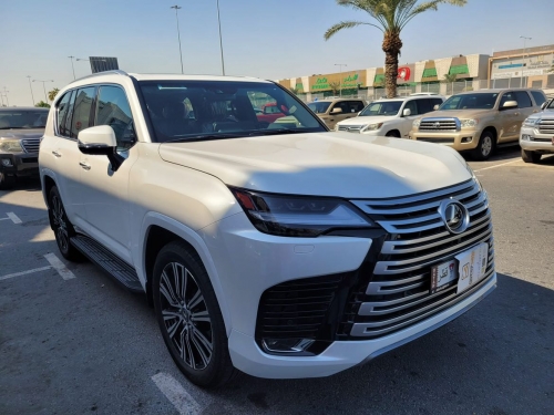 Lexus LX 600... 2024