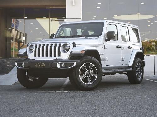 Jeep Wrangler Sahara